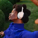 Bose QuietComfort Ultra Noise-Canceling Headphones – White Smoke