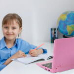 NBD 7" Android 12 Laptop, Quad Core, WiFi, Webcam, Bluetooth, Mini Laptop for Kids with Bag, Mouse, Pad (Pink)