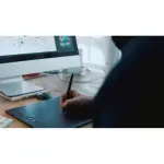 Wacom - Intuos Pro Pen Drawing Tablet (Medium) - Black (PTH660)