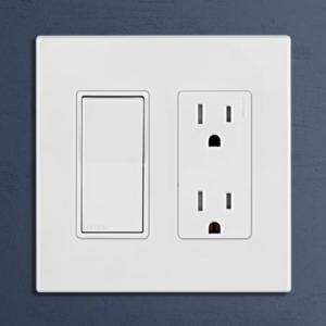 Leviton Decora Edge 15 Amp Tamper-Resistant Duplex Outlet, 10-Pack, White