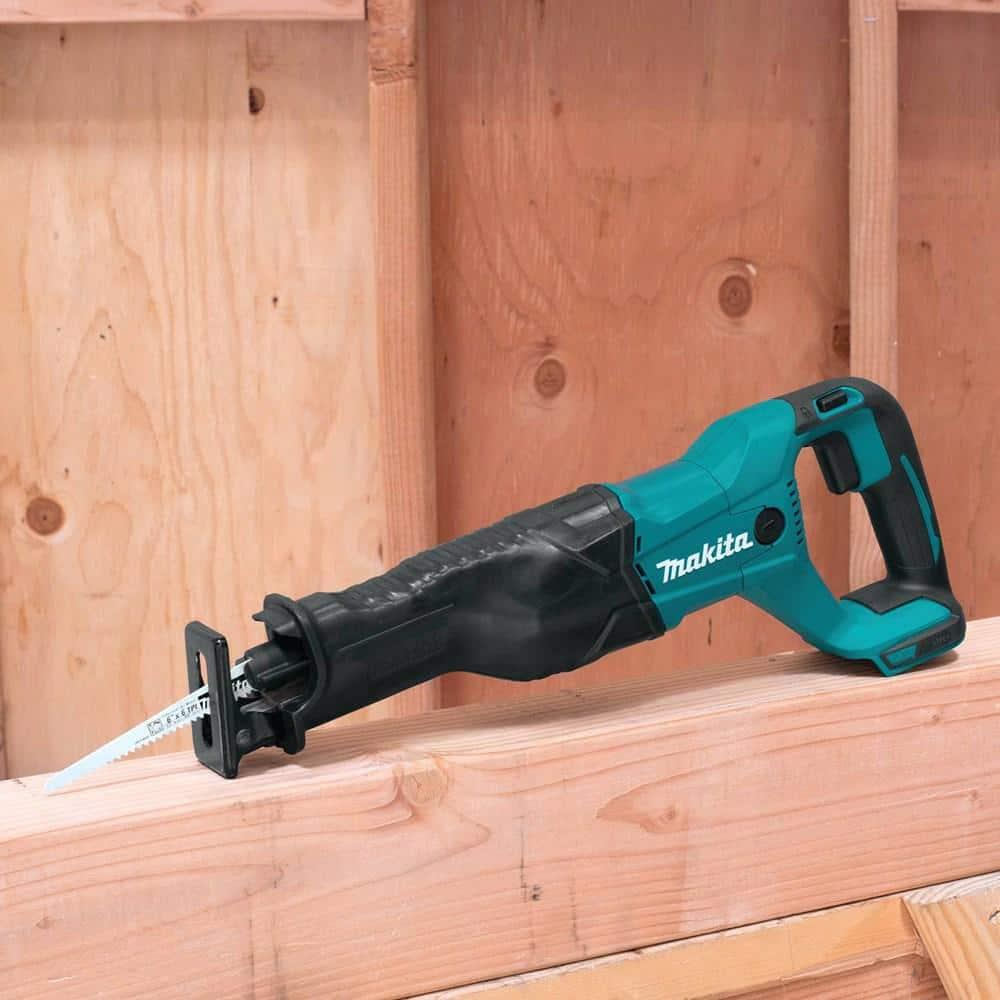 makita-reciprocating-saws-xrj04z-44_1000