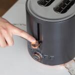 Cafe Black 2-Slice Toaster