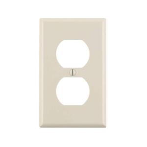 Leviton 1-Gang Light Almond Duplex Outlet/Receptacle Plastic Standard Wall Plate (1-Pack) - R56-78003-00T