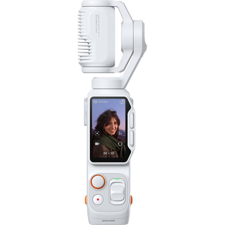 Insta360 Luna Ultra Creator Bundle - Image 4